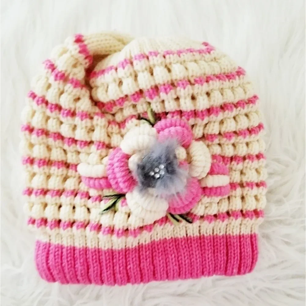 Sweet little winter hat.